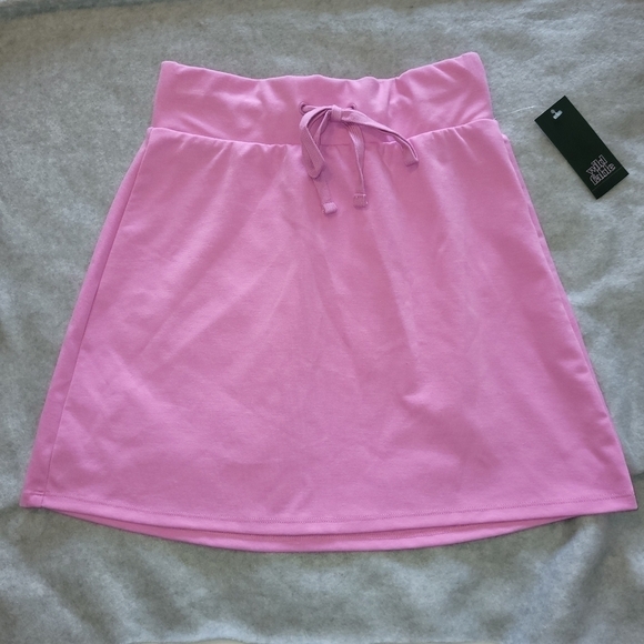 WOMEN'S knit tennis mini a-Line skirt - Picture 3 of 5